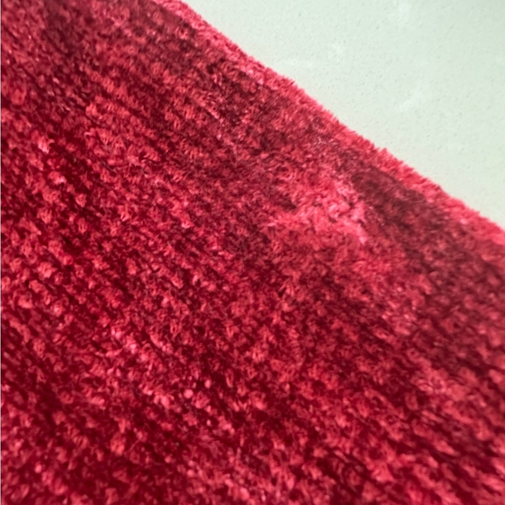 L B Petite Red Sweater Shirt - Picture 5 of 6